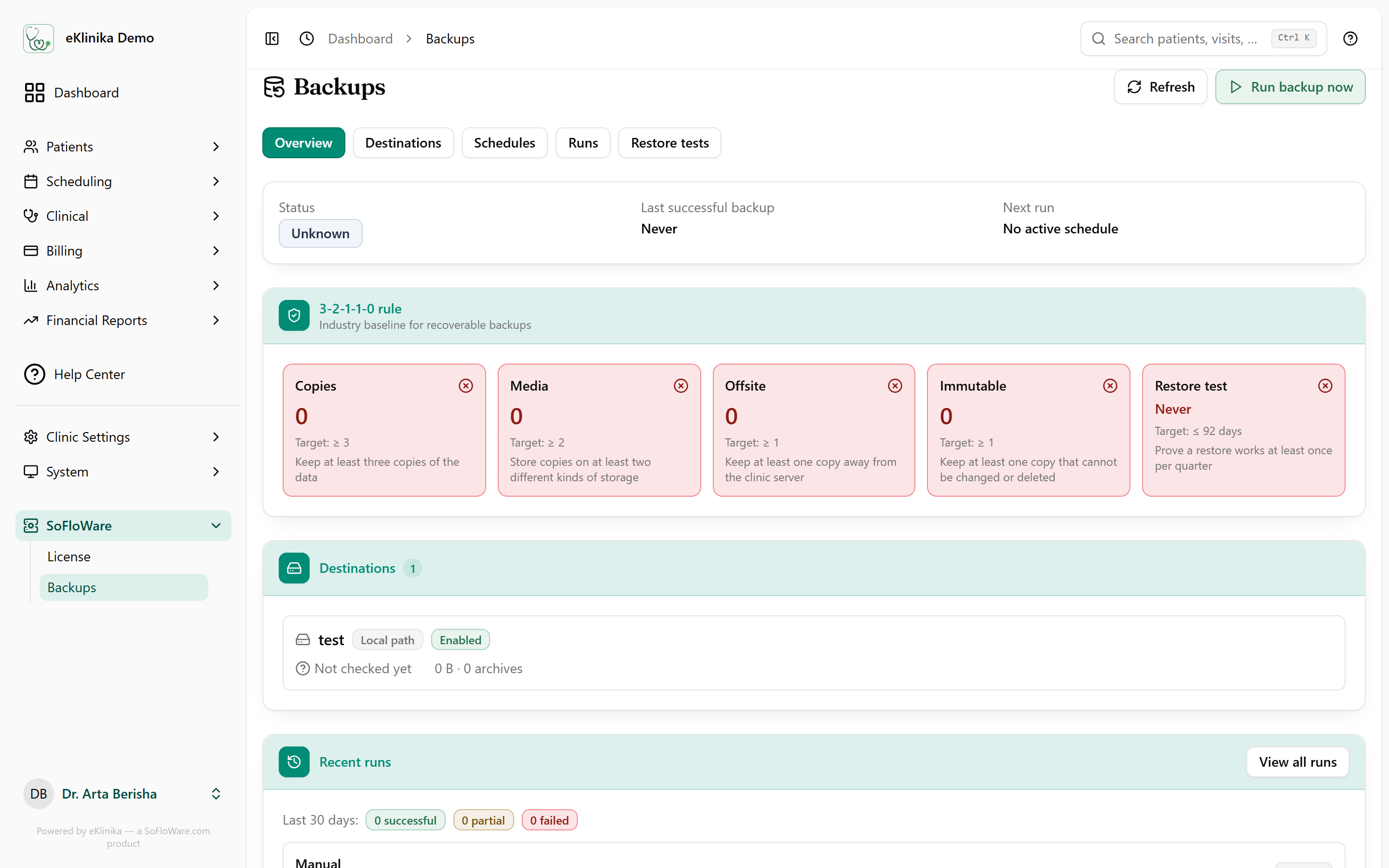 eKlinika backups dashboard with status, the last successful backup, the next run, a 3-2-1-1-0 checklist, destinations and recent runs